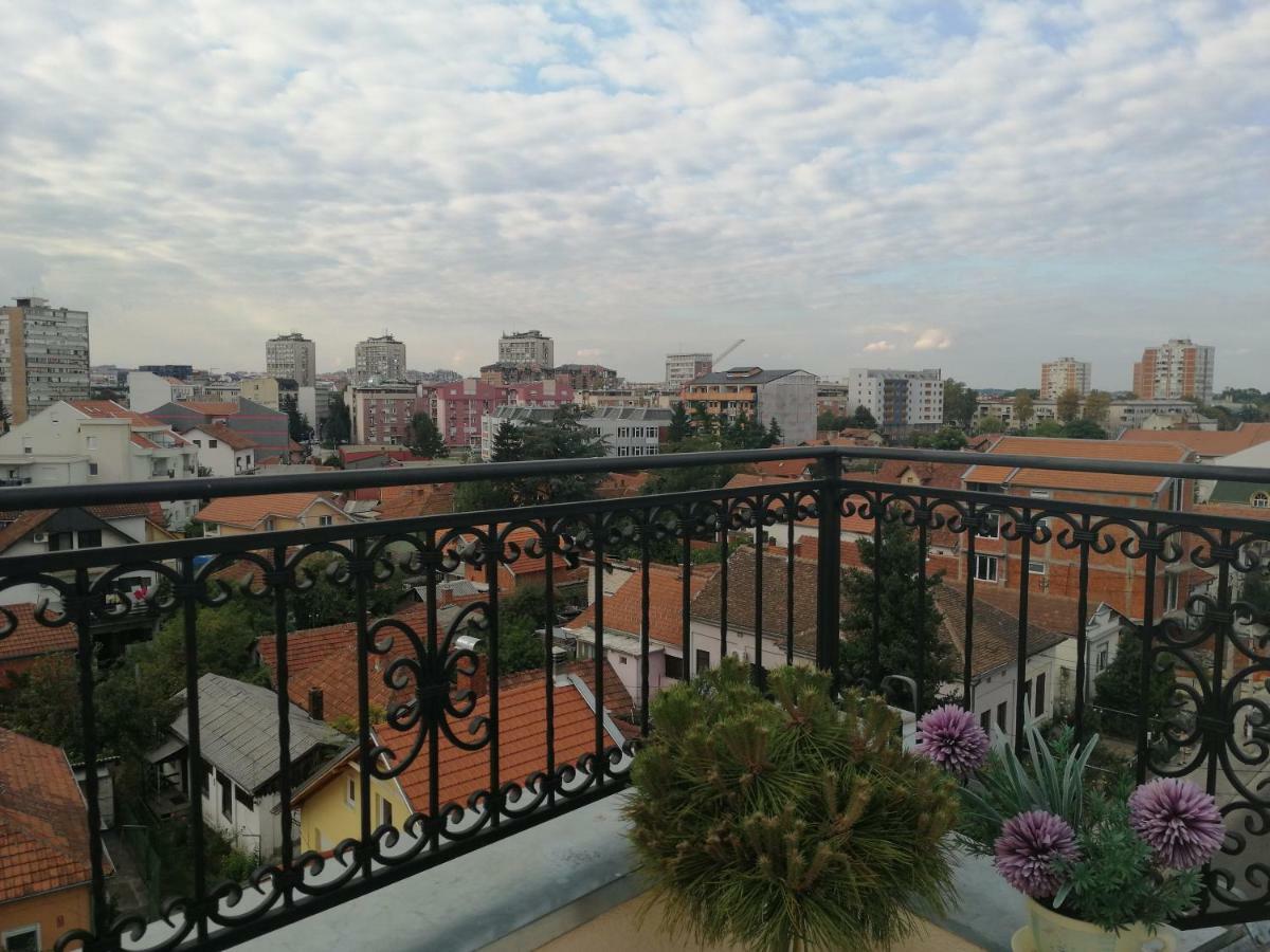 New And Nice Apartments ครากูเยวัตส์ ภายนอก รูปภาพ